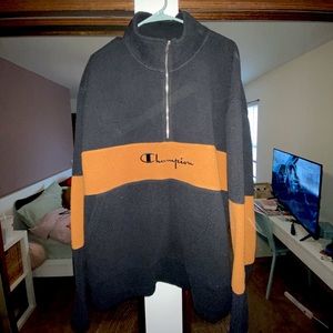 Champion Sweatshirt